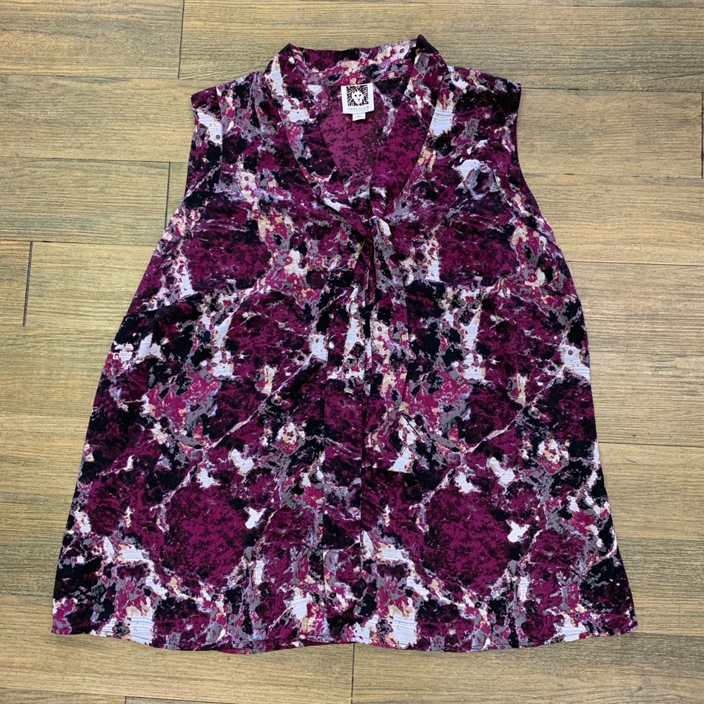 Women’s plus blouse